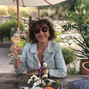 Meet your Posher, Charmaine